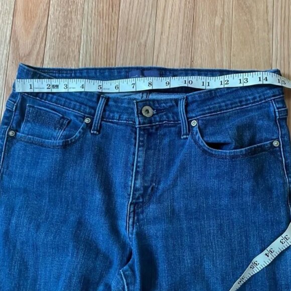 Levi's Jeans Womens 10 30 Blue Demi Curve Classic Medium Wash Western Farm Rodeo - Picture 2 of 10